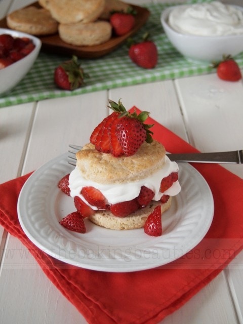 Gluten Free Classic Strawberry Shortcake | The Baking Beauties